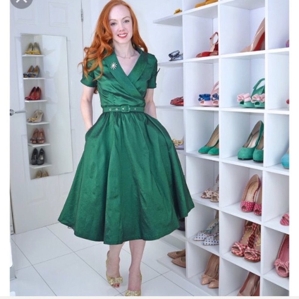 Lindy Bop Red Satin Vanda dress - Picture 4 of 7